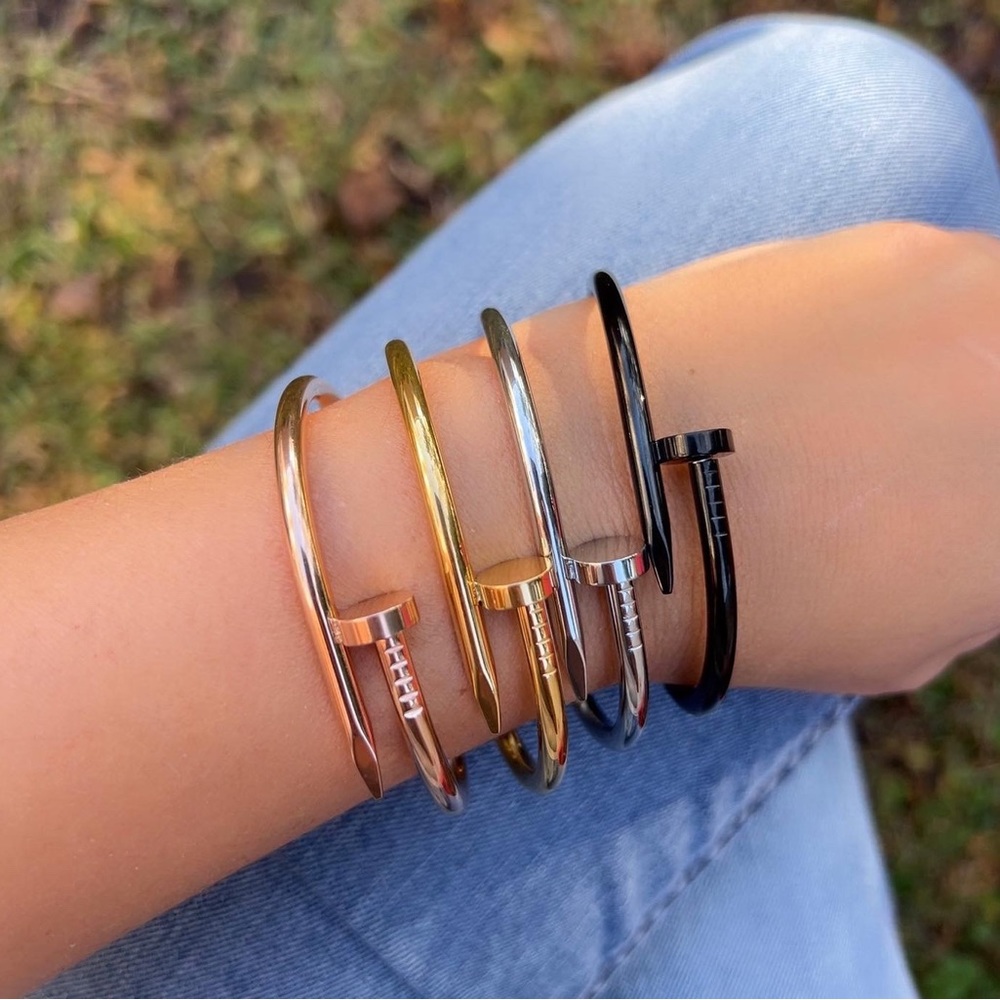 NWOT Silver Nail Bracelet
